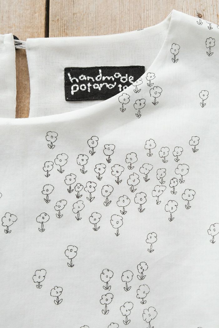pot and tea 小花プリント　ウエストリボンブラウス　ライトグレージュ pot and tea ポットアンドティー 小花プリントウェストリボン