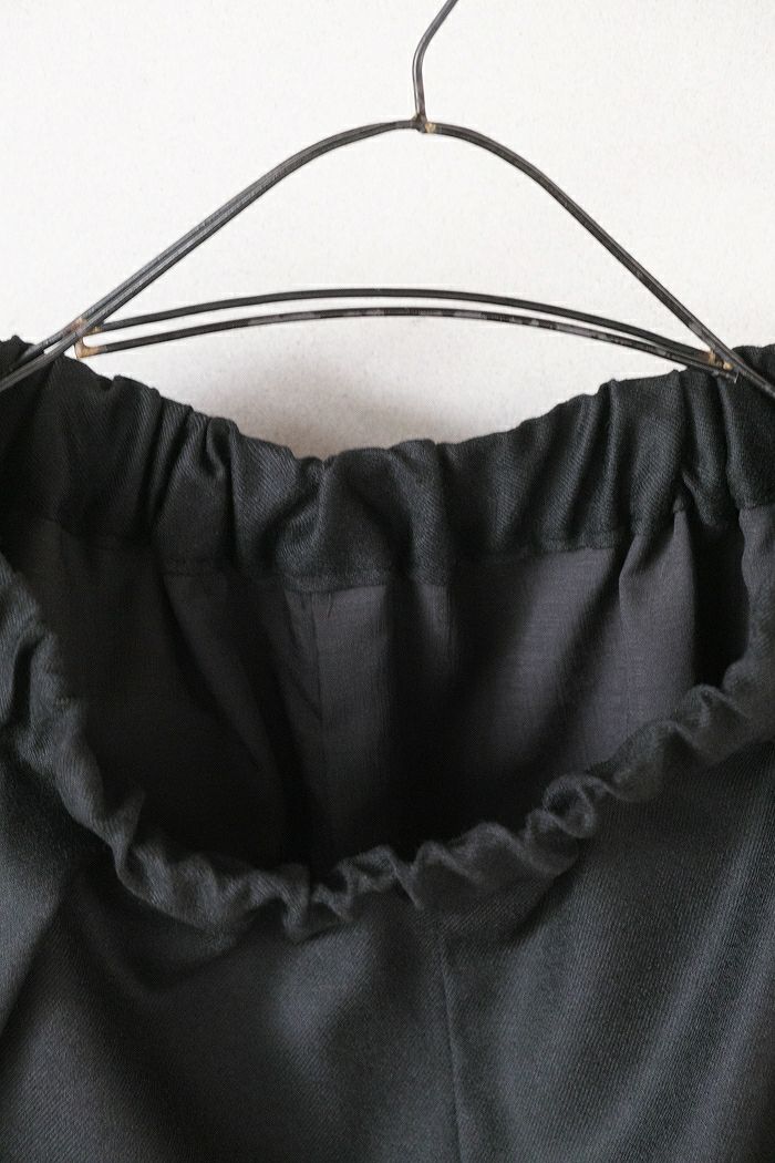 yuni ウォッシャブルウール　ゴムタックパンツ AMBIDEX Store △ウォッシャブルウール ゴムタックパンツ(F クロ