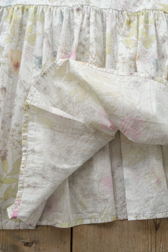 美品　Gauze# 【ガーゼ】　リバティスウィッチングブラウス Gauze# ガーゼ LIBERTYスイッチングブラウス(23SS) | T.T. GARRET