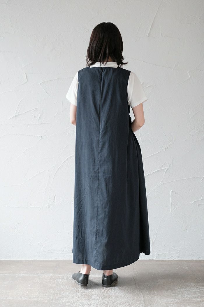 新品タグ付き✨ マークアンドロナ ノースリーブワンピース 2024年モデル 38 新品タグ付き✨ マークアンドロナ ノースリーブワンピース 2024年