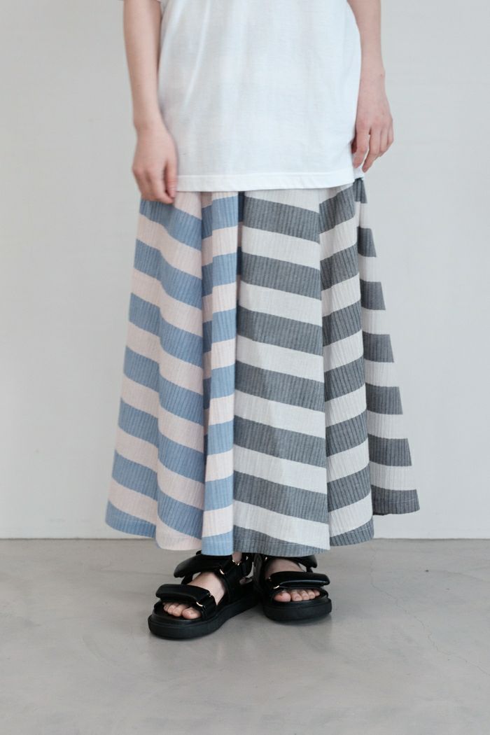bedsidedrama ベッドサイドドラマ <br>Ultra resort circle pants (23SS)
