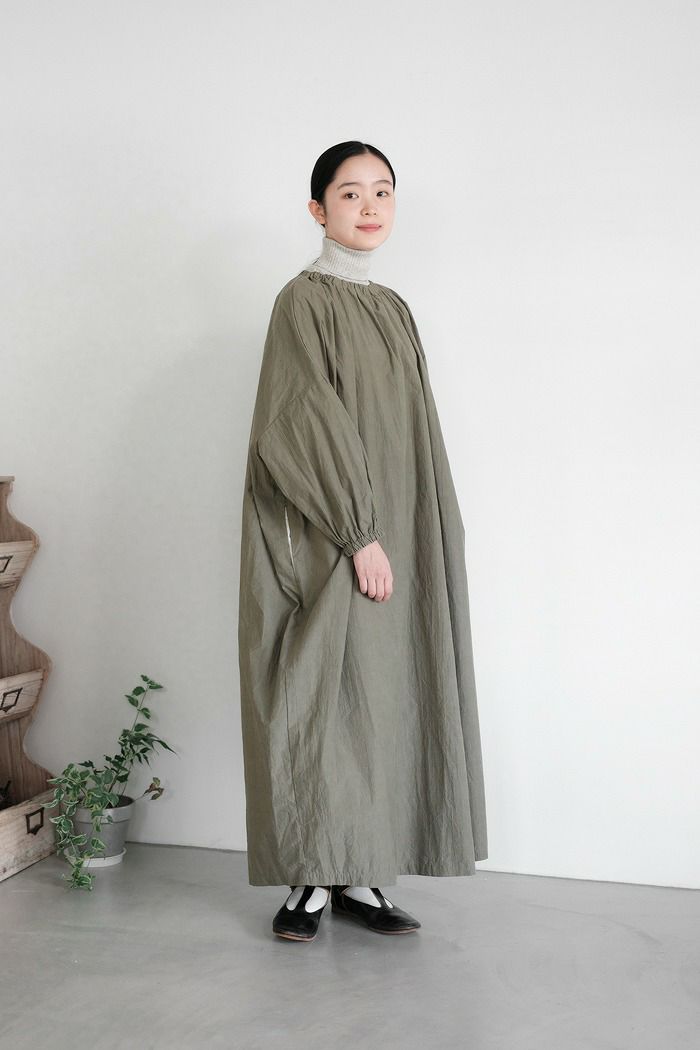 pot and tea ポットアンドティー <br>スモックボリュームロングワンピース(通年)