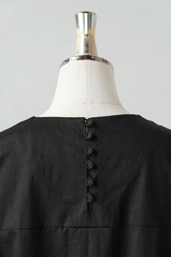 ★★★試着のみ美品★MAGALI★リネン★ワンピース★グレー★くるみボタン★★★ 試着のみ美品☆MAGALI☆リネン☆ワンピース☆グレー☆