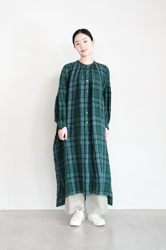 UNIVERSAL TISSU ユニヴァーサルティシュ <br>東炊きタータンチェック シャツドレス(24SS)