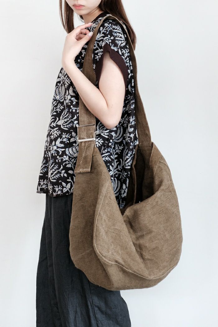 ARTE POVERA アルテポーヴェラ <br>チェコシーサックリネン RE-ニュースペーパーBAG(24SS)