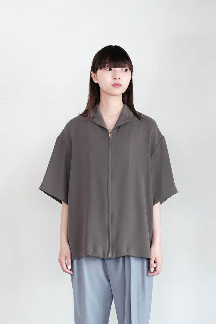 CULLNI クルニ <br>Double Satin Mini Tailored Zip Short Sleeve Shirt(24SS)