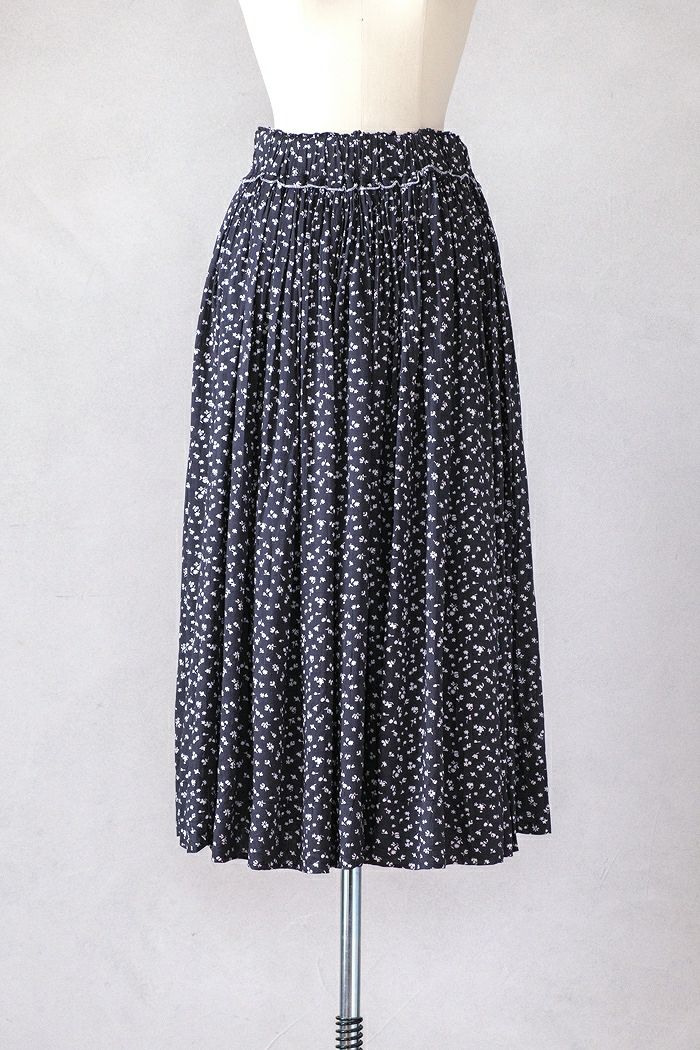 e’ternite’ de Soi-e エテルニテドゥソワ <BR>小花柄プリント ギャザースカート(24SS)