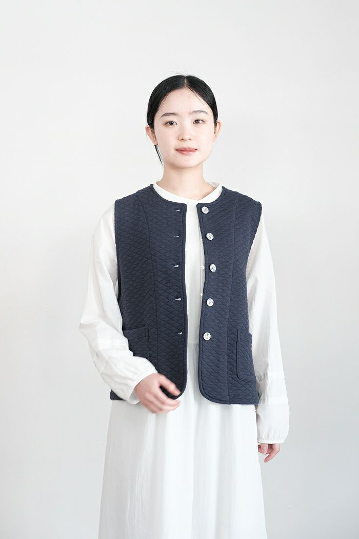 sosotto ソソット <br>コットンキルトベスト(24SS)