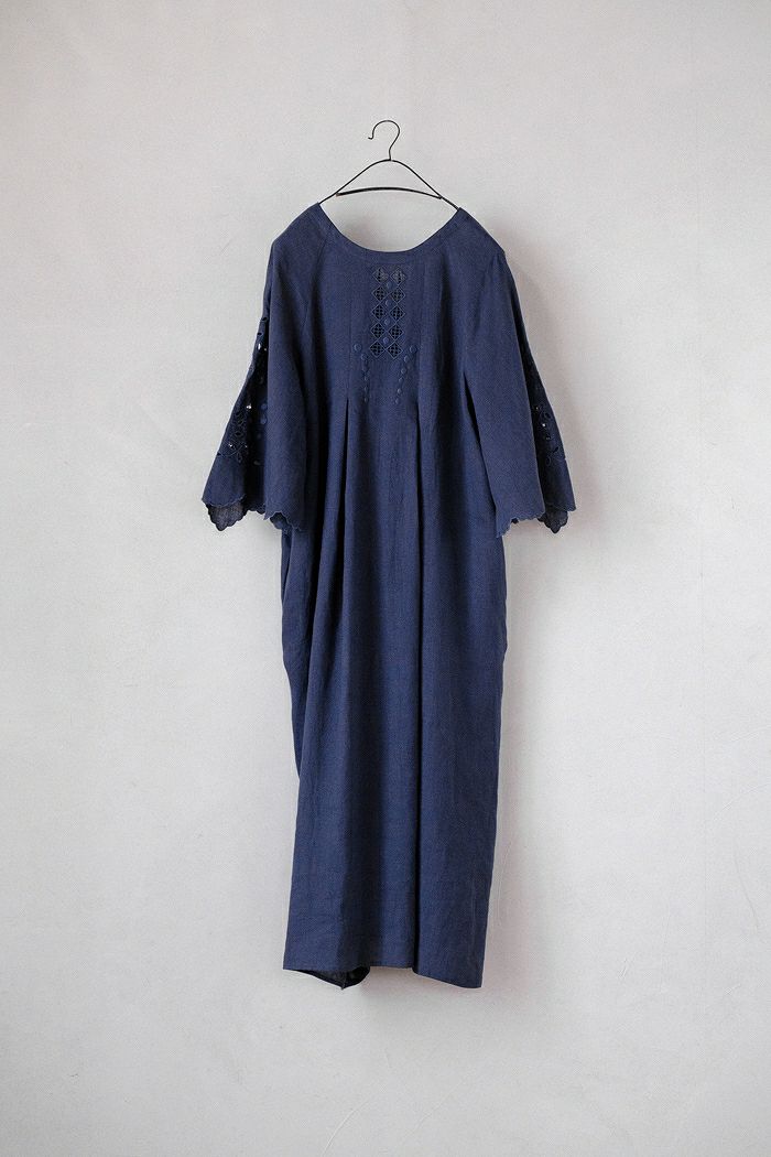 新品　Heriter エリテ　スワトウ刺繍ガウンワンピース　定価7万円　リネン Heriter エリテ cutwork dress(24SS) | T.T. GARRET