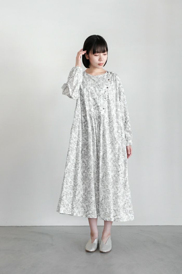 GASA* ガサ 森の音 スクエアヨークワンピース(24AW) | T.T. GARRET