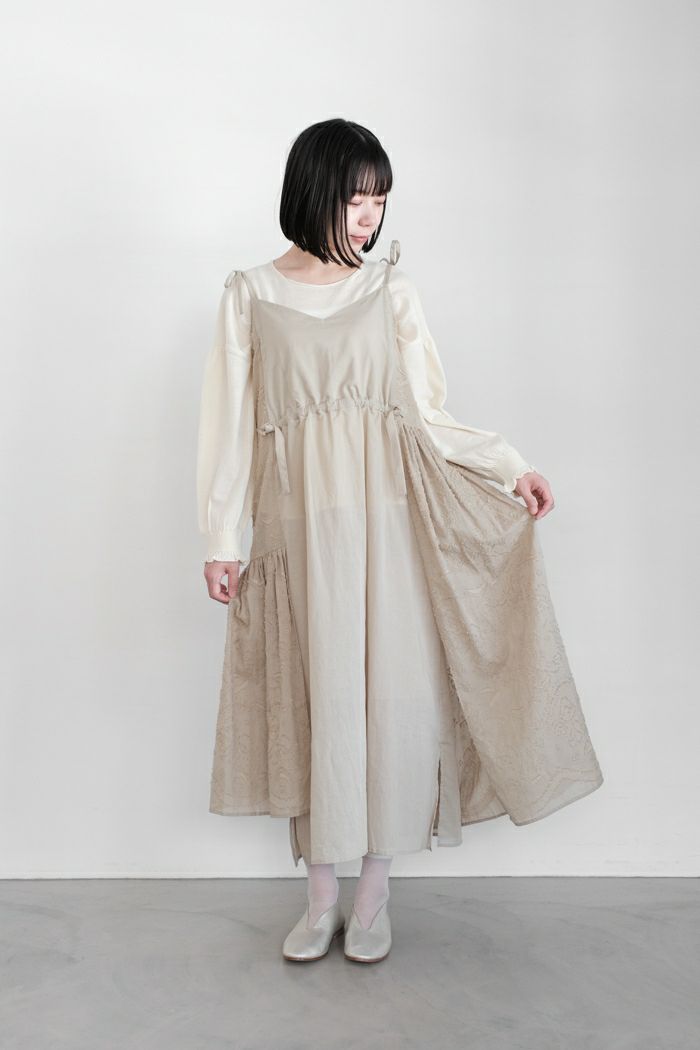 NATIVE VILLAGE ネイティブヴィレッジ <br>花びら petalキャミソールドレス(24AW)