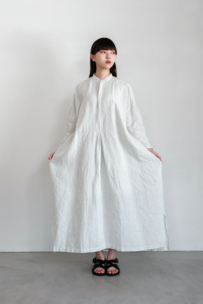 希少　suzuki takayuki ブーティー suzuki takayuki bishop-sleeve A241-03 white | TALE COCOON