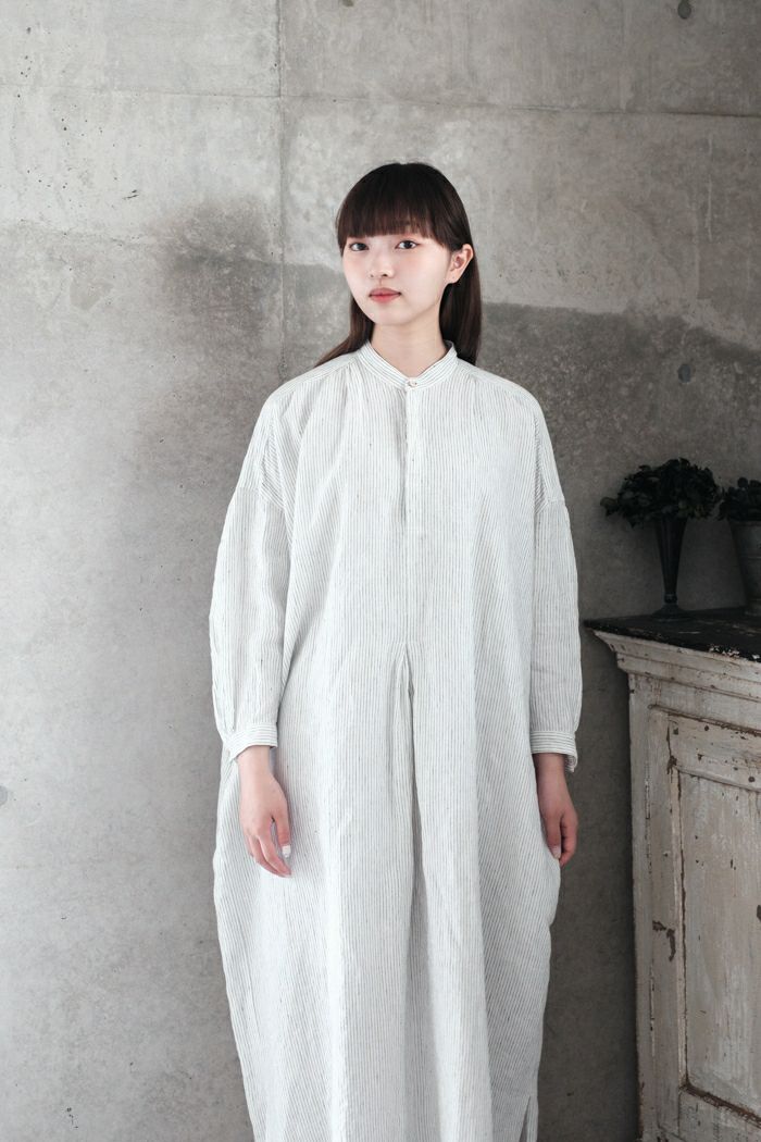 トップス theshishikui senaka white suzuki takayuki スズキタカユキ peasant dressⅢ(24SS) | T.T.