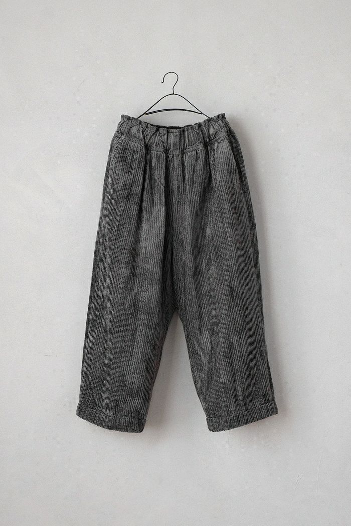 FIRMUM フィルマム 綿レーヨン グロッシーコーデュロイ パンツ