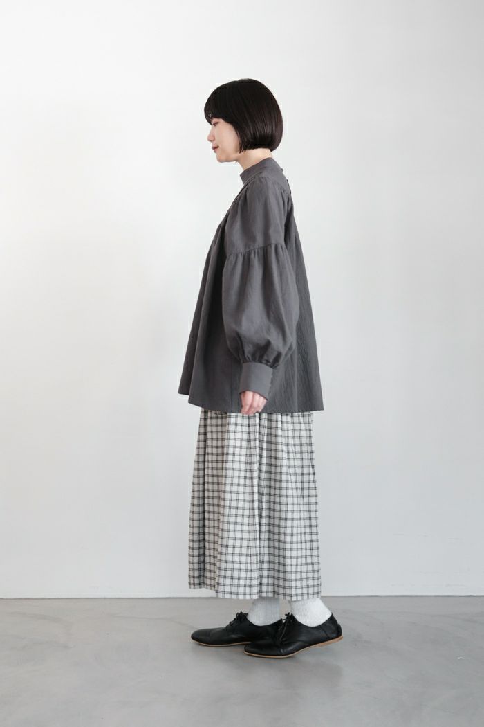 MAGALI マガリ コットンリネン・カロー・タック＆ポケット・スカート