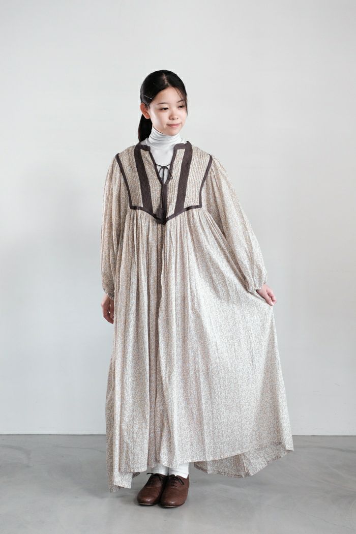 e’ternite’ de Soi-e エテルニテドゥソワ <BR>ルーレックスカフタンタックワンピース(24AW)