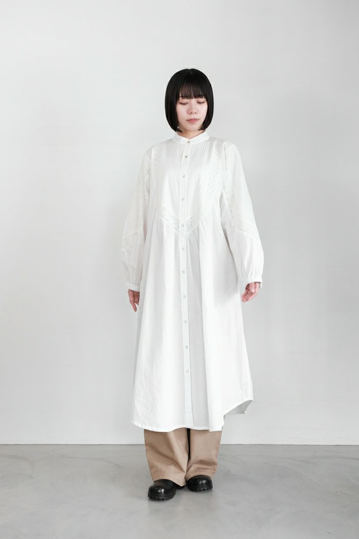e’ternite’ de Soi-e エテルニテドゥソワ <BR>AIR JET CANBRICスタンドタックワンピース(24AW）