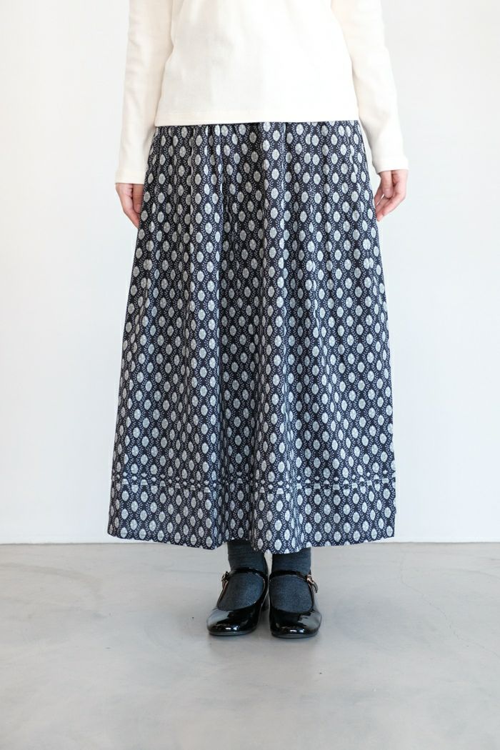 sosotto ソソット <br>ツタ柄　タックギャザースカート(24AW)