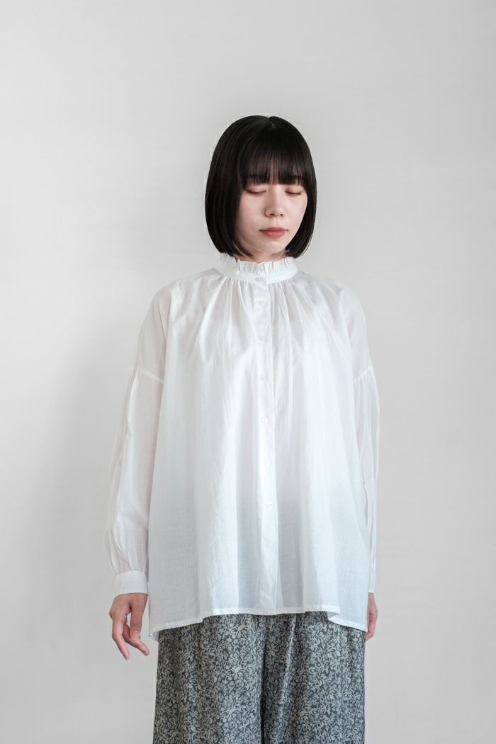 新品　25ss　完売品　SOIL　キャンブリックスモックブラウス SOIL ソイル 60'S CAMBRIC PLAIN FRILLCOLLAR SMOCK SHIRT(24AW