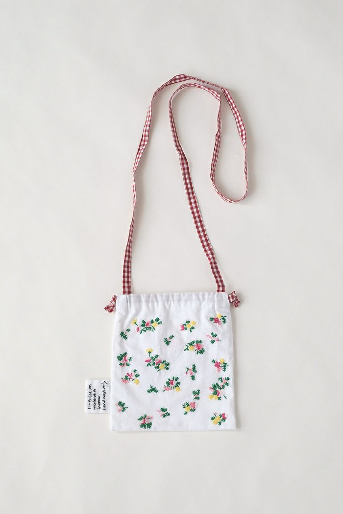 pot and tea ポットアンドティー <br>伝統刺繍ポシェットバッグ(NEW basic)