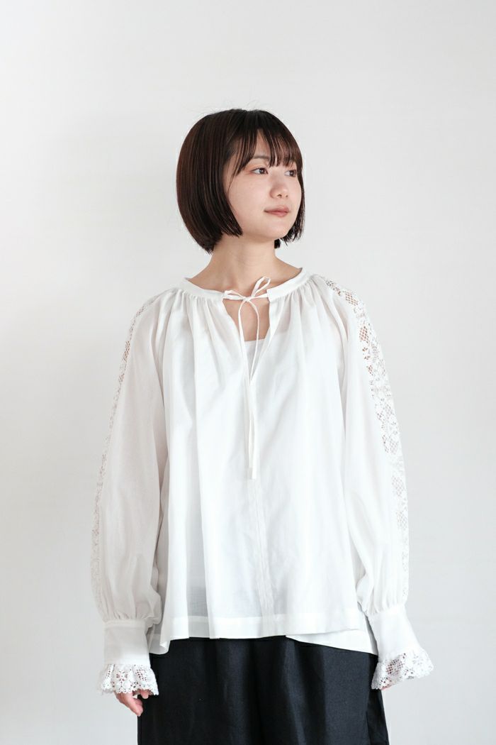 Heriter エリテ <BR>cluny lace blouse(25SS)