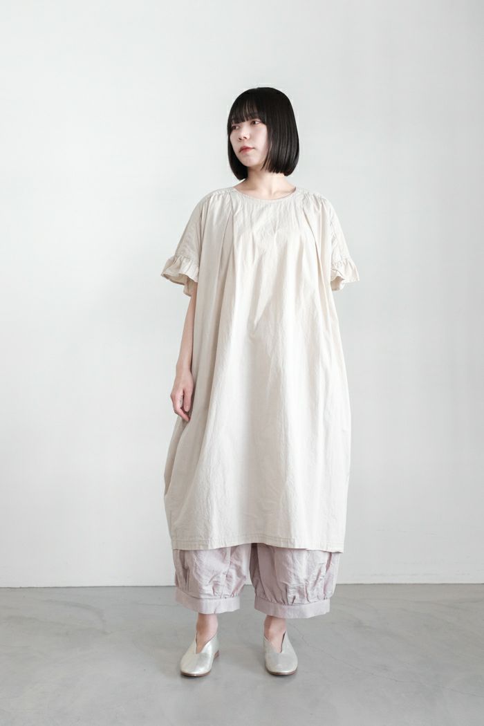 GASA* ガサ<BR>挨拶を交わす フレアスリーブワンピース(25SS)