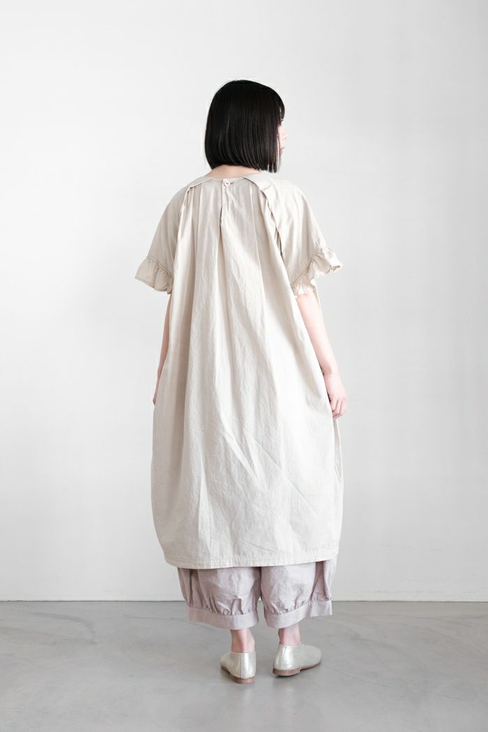 GASA* ガサ挨拶を交わす フレアスリーブワンピース(25SS) | T.T.