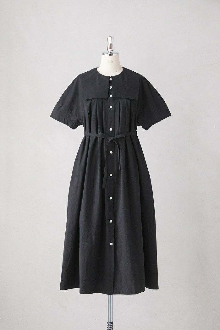 MAGALI マガリ <br>天日干しコットン・スクエアカラー・ワンピース(25SS)