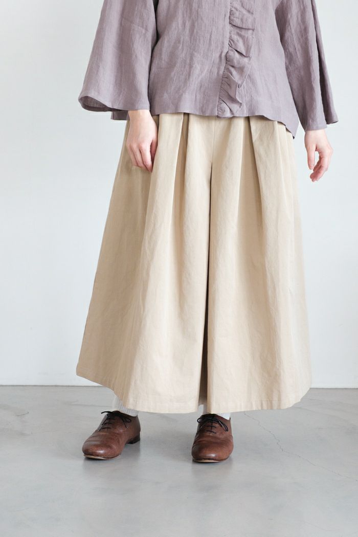 MAGALI マガリ <br>コットンリネンリンクル・タックワイドパンツ(25SS)
