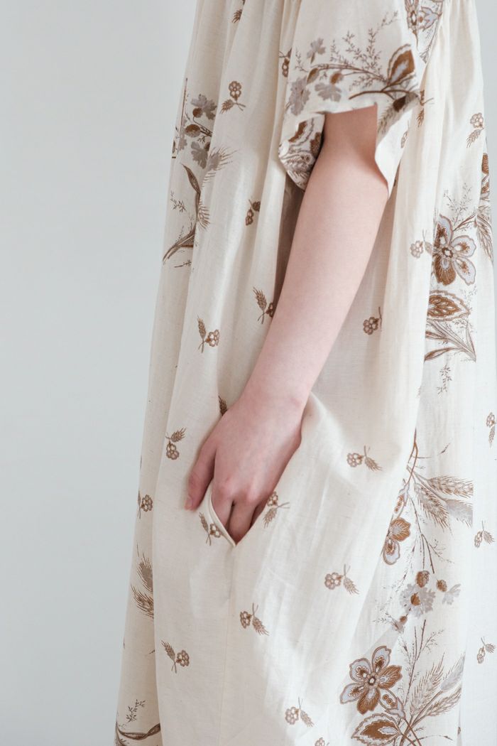 GASA ガサ 天然染め 刺繍 リネン ドレス ワンピース ベルト付き GASA ガサ 天然染め 刺繍 リネン ドレス ワンピース ベルト付き 25周年