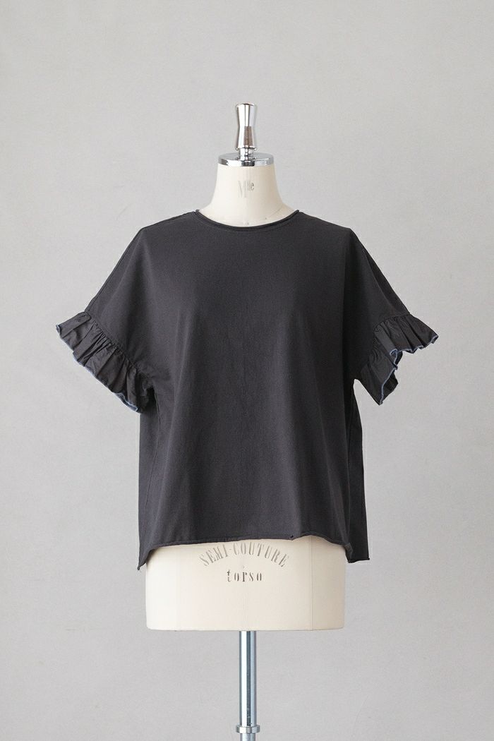 qiri キリ <BR>タイプライター frill pullover(25SS)