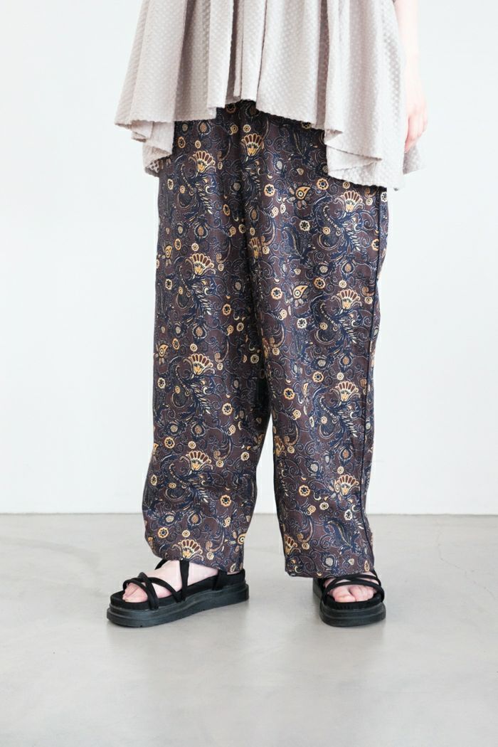 e’ternite’ de Soi-e エテルニテドゥソワ <BR>リネンヘリンボーンバティック柄プリントパンツ(25SS)