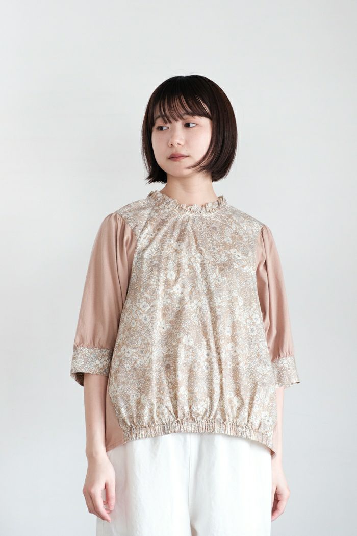 Porter des boutons ポルテデブトン <br>リバティフリルネックプルオーバー(25SS)