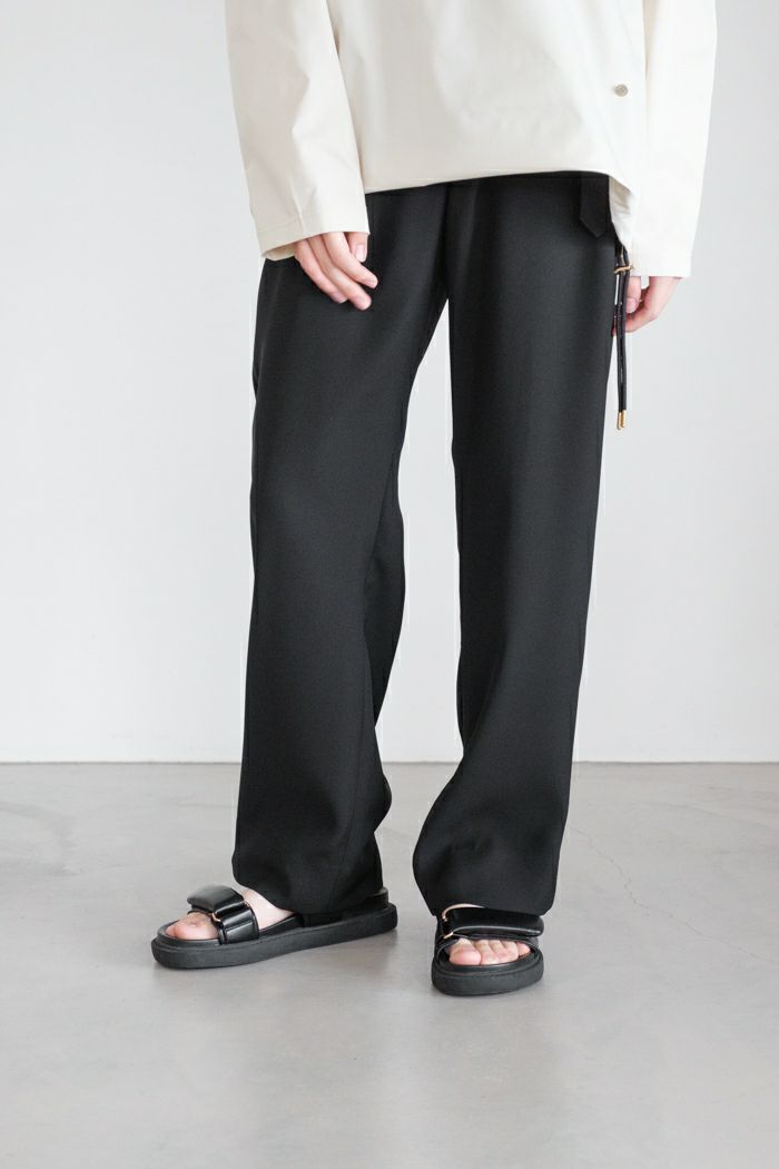 CULLNI クルニ <br>Dry Double Satin 1 Tuck Pant with Long Belt(25SS)