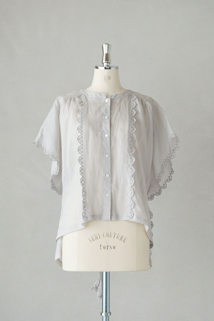 Porter des boutons  ポルテデブトン <br>ボーラースカラップブラウス(25SS)