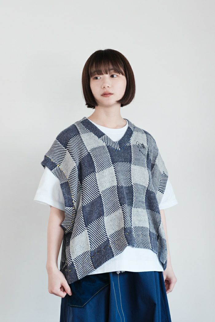 図鑑 <br>猫のいるブロックニットベスト(25SS)