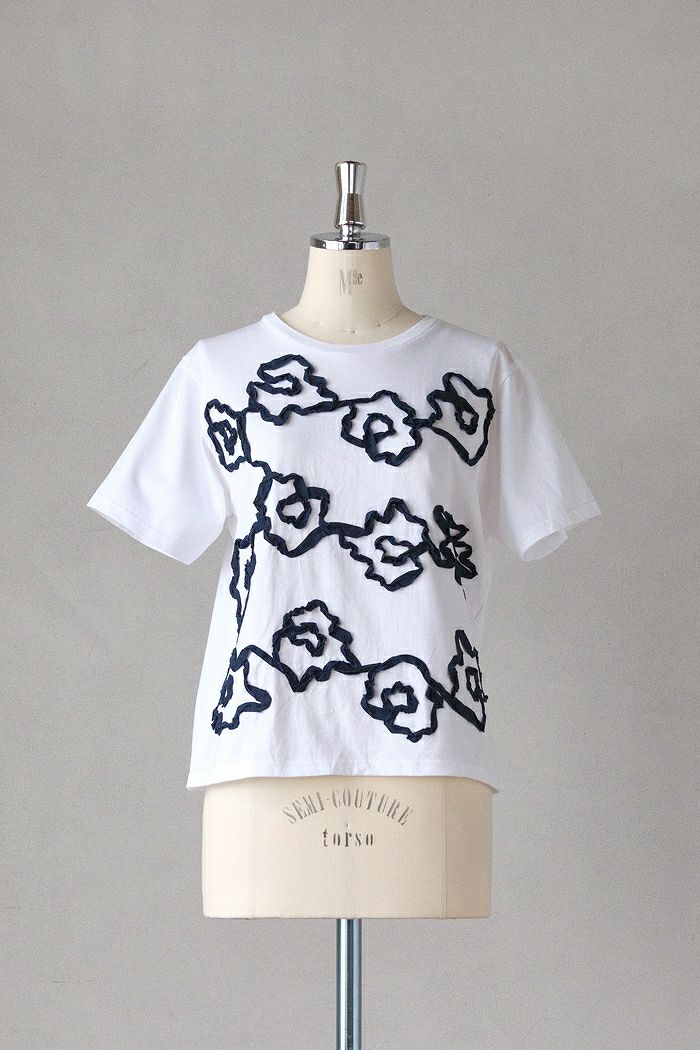 bulle de savon ビュルデサボン <br>くるくるはなテープ刺繍Tシャツ(25SS)
