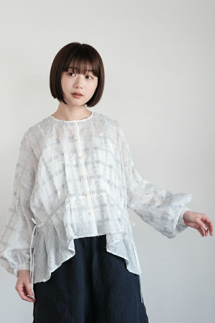 kijinokanosei キジノカノウセイ <br>tuck blouse-fluffy-(25SS)
