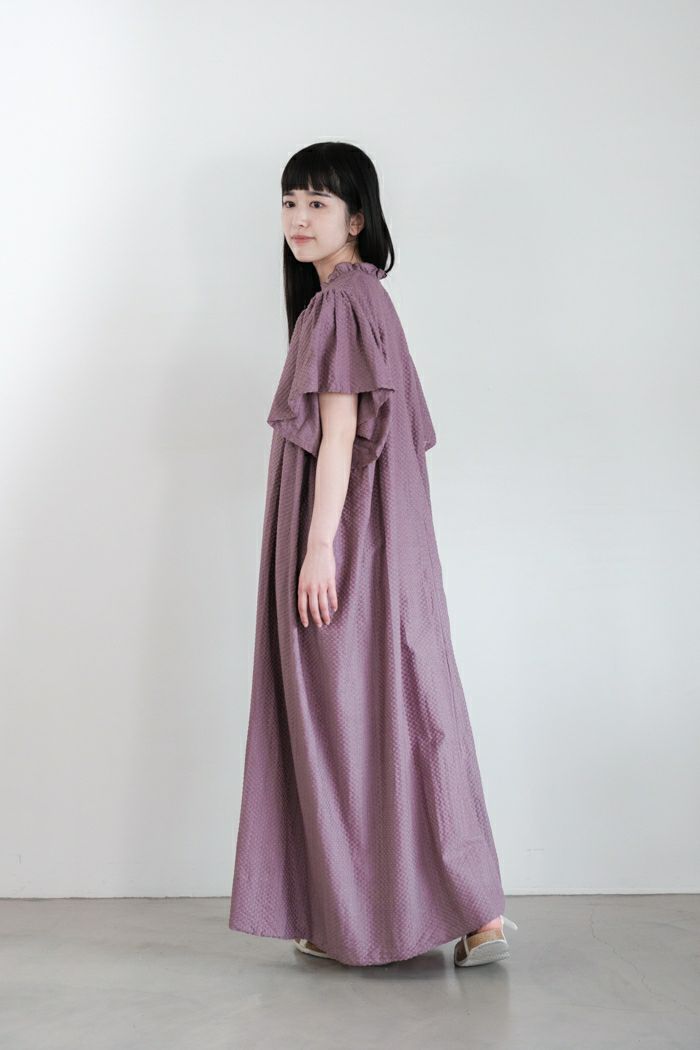e'ternite' de Soi-e エテルニテドゥソワ 総刺繍無地フリルV