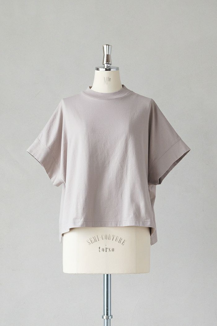 UNIVERSAL TISSU ユニヴァーサルティシュ <br>クラシック天竺 モックネックドルマンT(25SS)