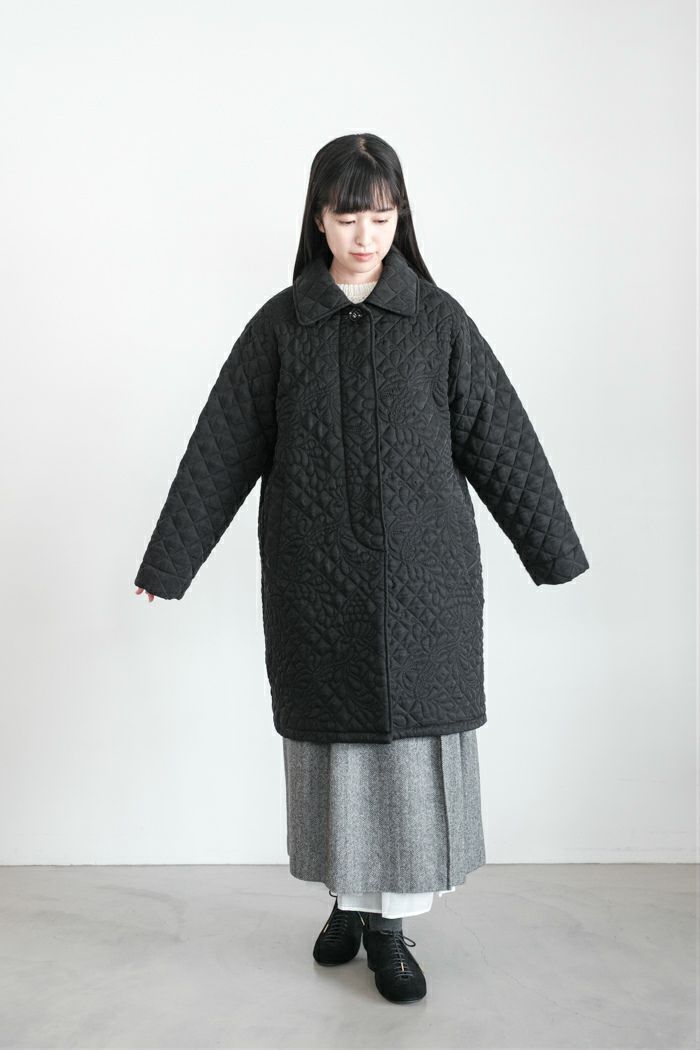 nesessaire ネセセア　heriter エリテ　刺繍　キルティングコート nesessaire ネセセア キルティングコート 刺繍 heriter エリテ｜Yahoo