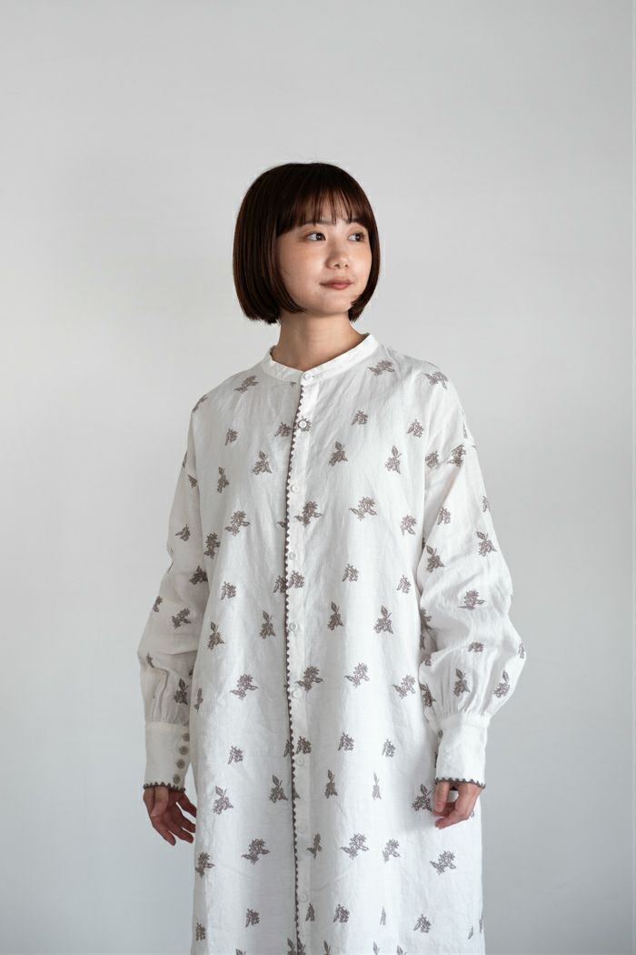 qiri キリ 金木犀 embroidery ワンピース(25AW) | T.T. GARRET