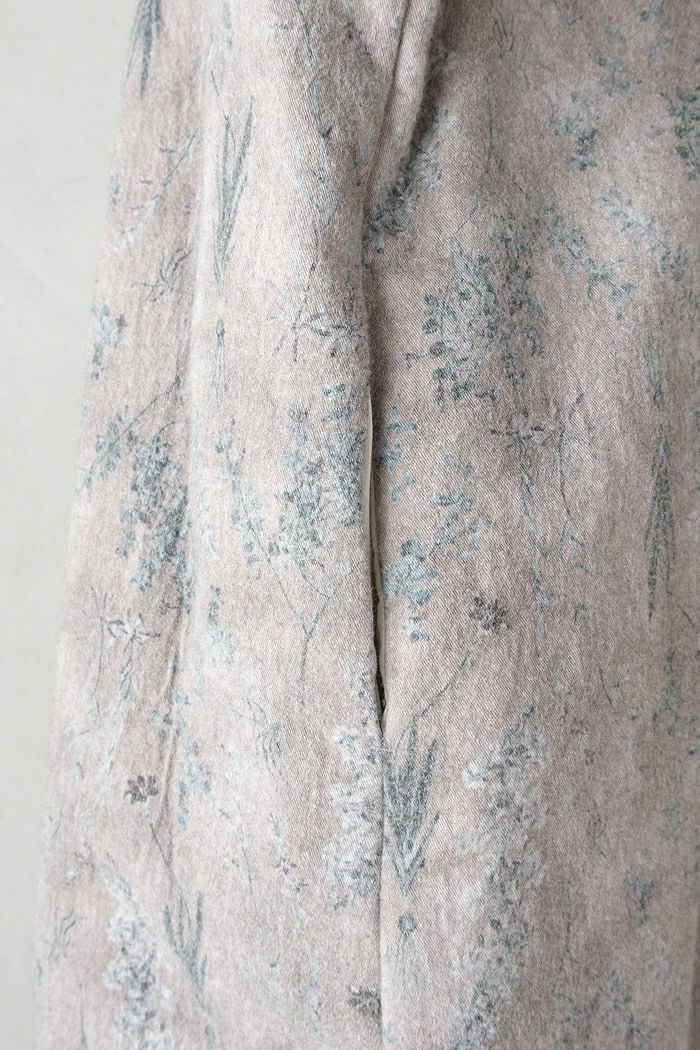 qiri キリ old letter flowers coat(25AW) | T.T. GARRET