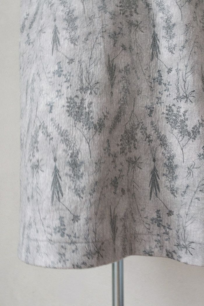 qiri キリ old letter flowers long gilet(25AW) | T.T. GARRET