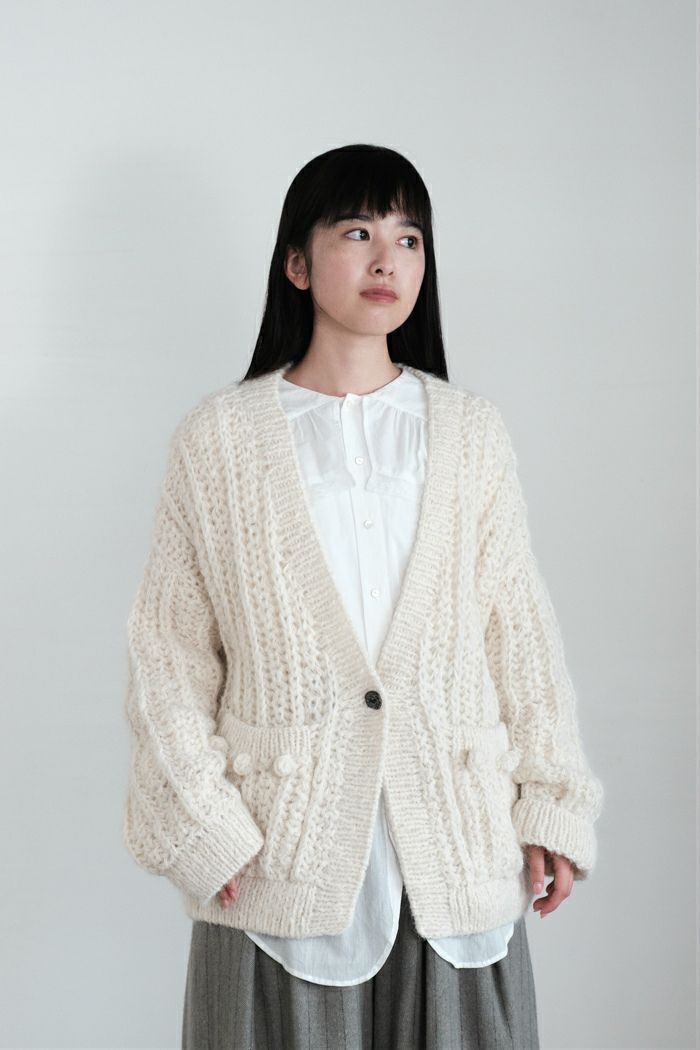 gasa*ガサ　アンティークレース付きニット GASA*（ガサ） 【未使用/2025SS/定価10.5万】ガサ GASA *挨拶を交わす