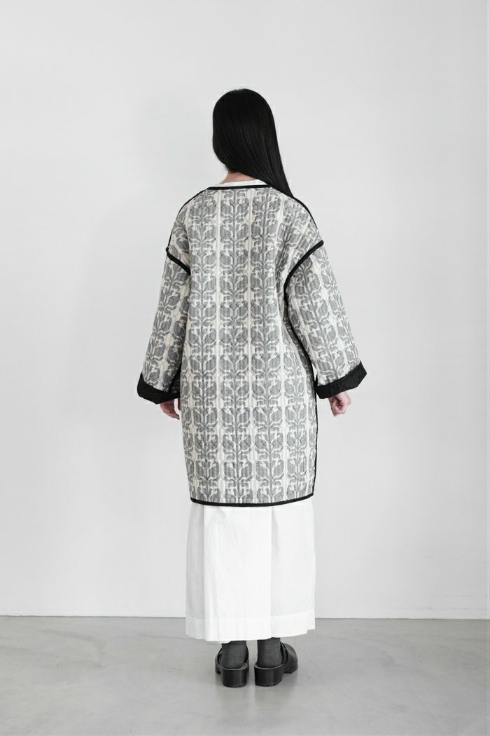 e'ternite' de Soi-e エテルニテドゥソワ 貫通キルティング加工