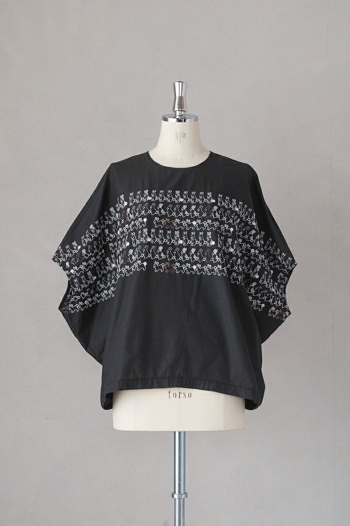 yuni ユニ カットワーク刺繍スクエアブラウス(25SS) | T.T. GARRET